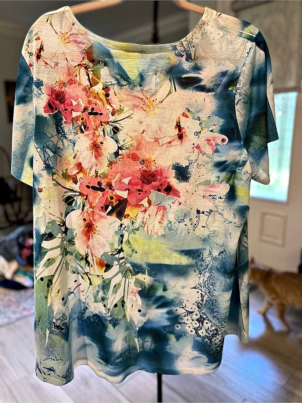 avenue Floral Short Sleeve Top Blue & Pink Size 18/20 - Picture 2 of 6